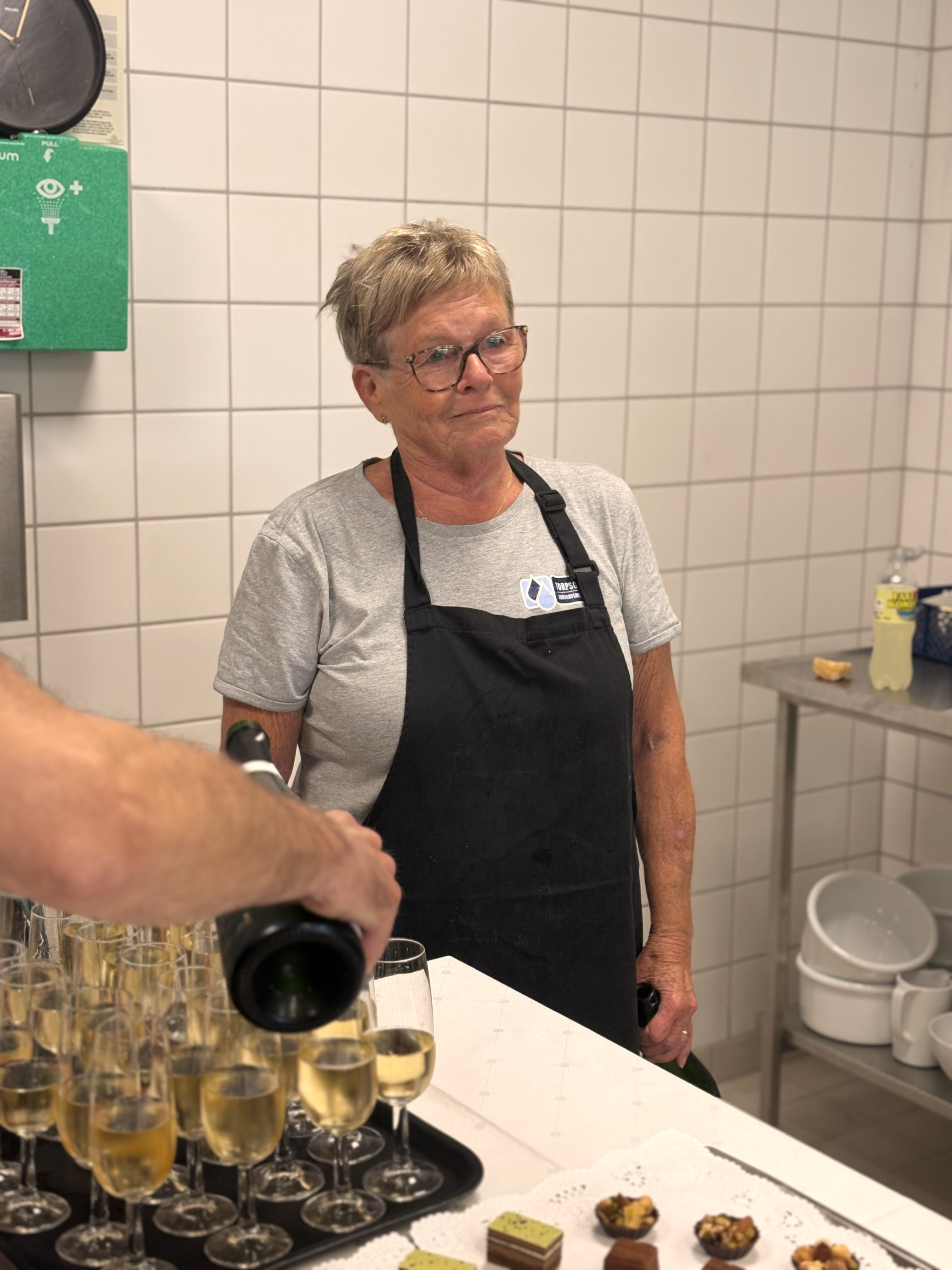 Vores madmor i nyt køkken